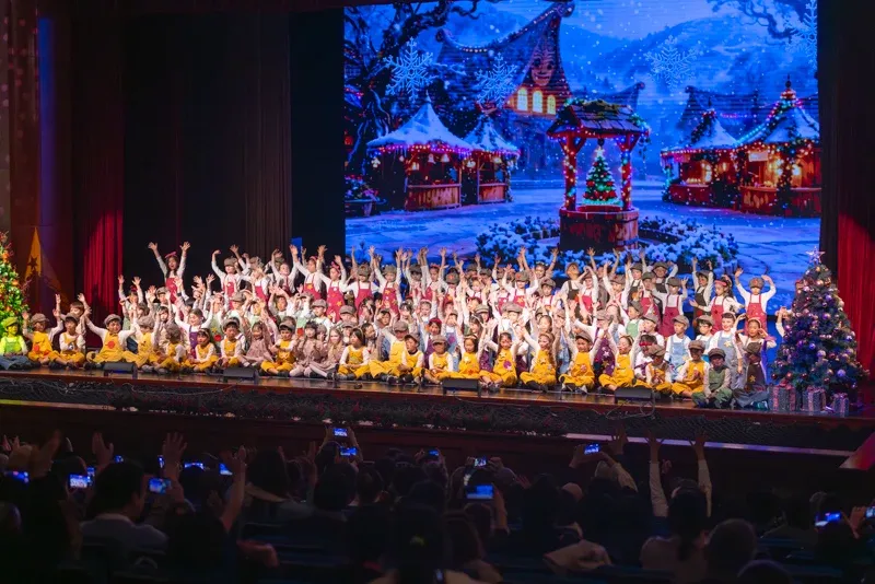 Year 2 Christmas Production 2025